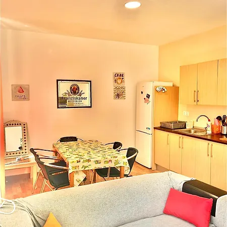 Vista Plaza Falla 公寓